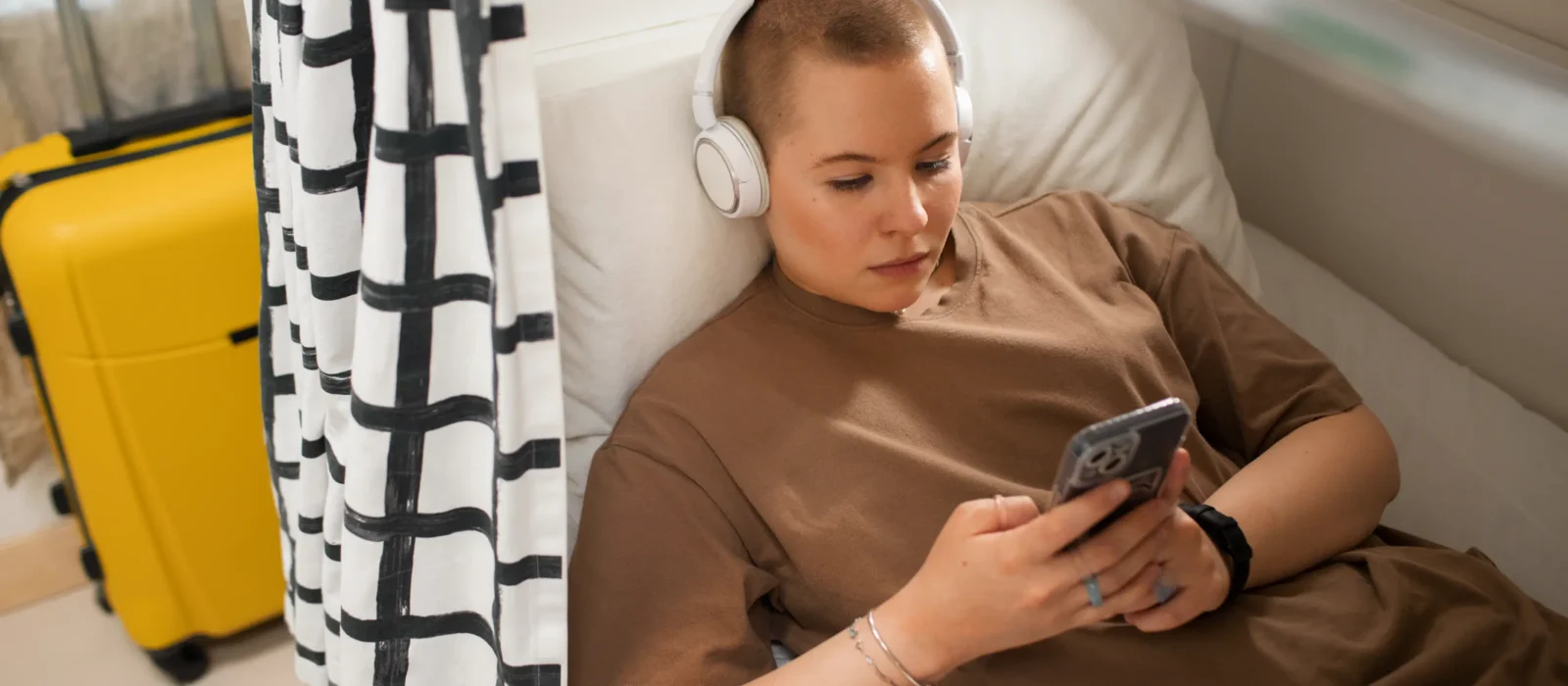 how-does-increased-use-of-mobile-devices-affect-accommodation-industry